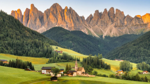 Dolomites Objek Wisata Terbaik di Italia